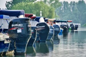 boat outboard motors suzuki mercury and yamaha