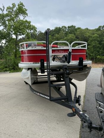 2017 Sun Tracker Bass Buggy 18 DLX